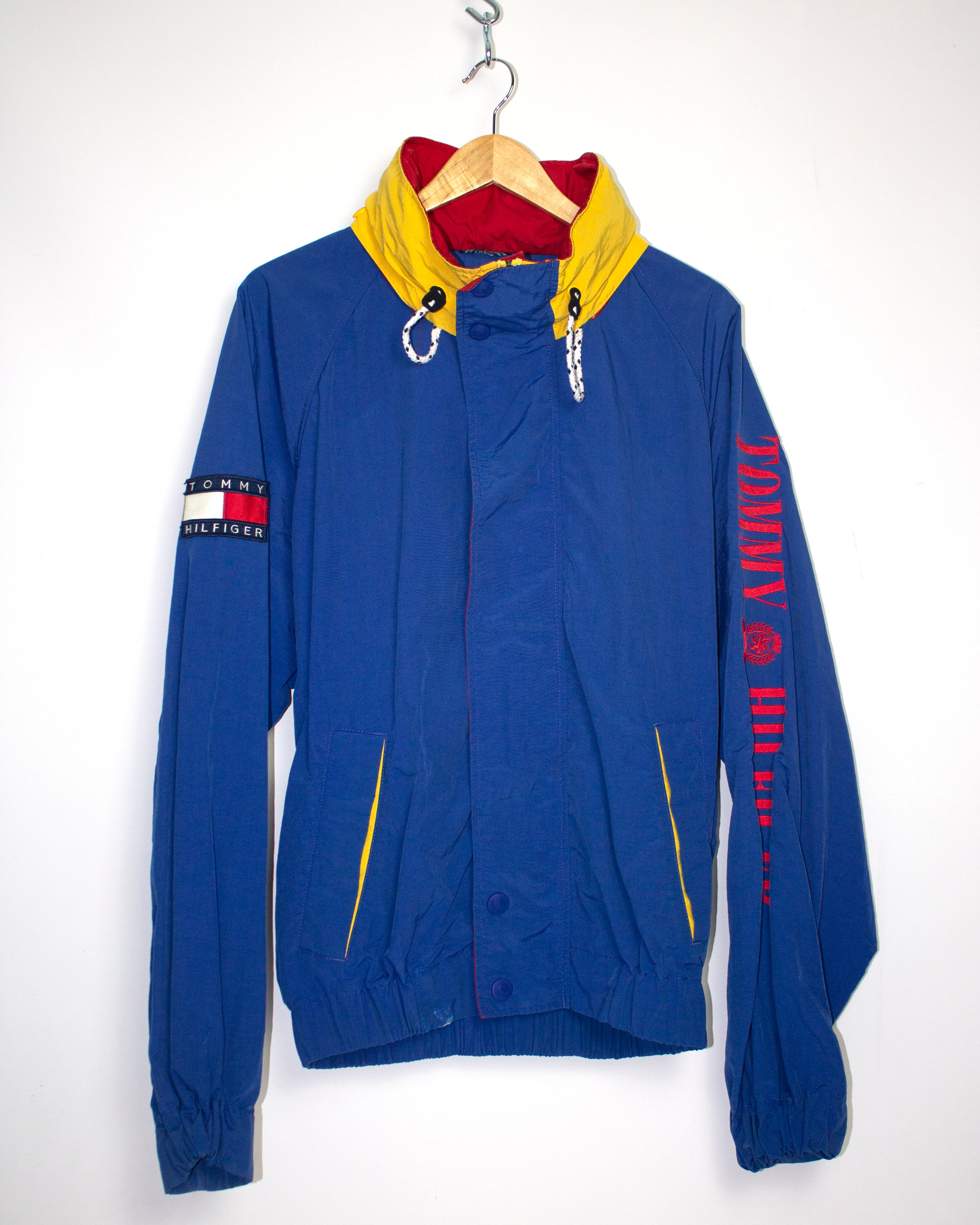 Vintage Tommy Spellout Sz – Snap Goes My